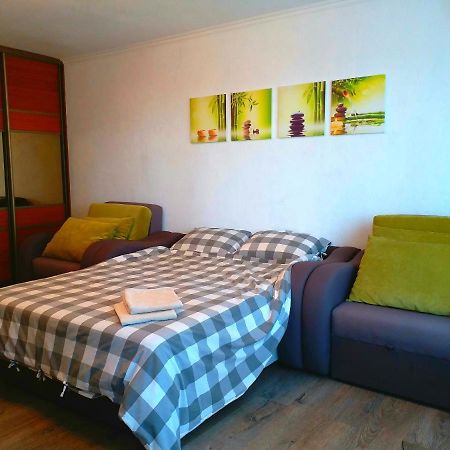 Kozzy Apartment In Kiev City Center Lu7 Exterior photo