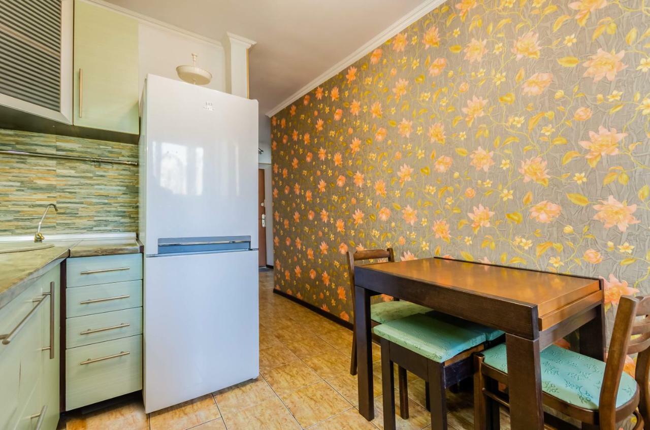 Kozzy Apartment In Kiev City Center Lu7 Exterior photo